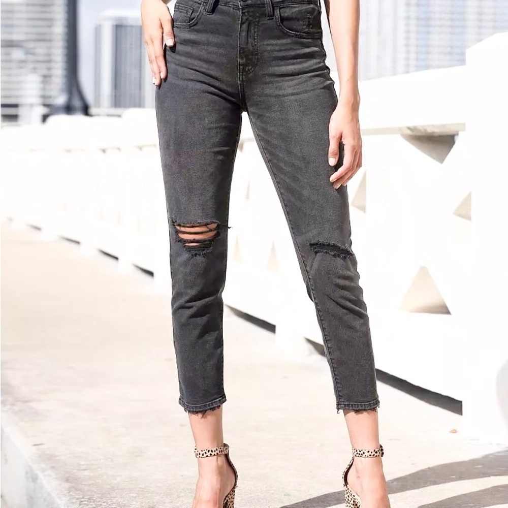 Willow & Root 31 (US 13) High Rise Mom Jeans Womens Faded Black Ankle Distressed
